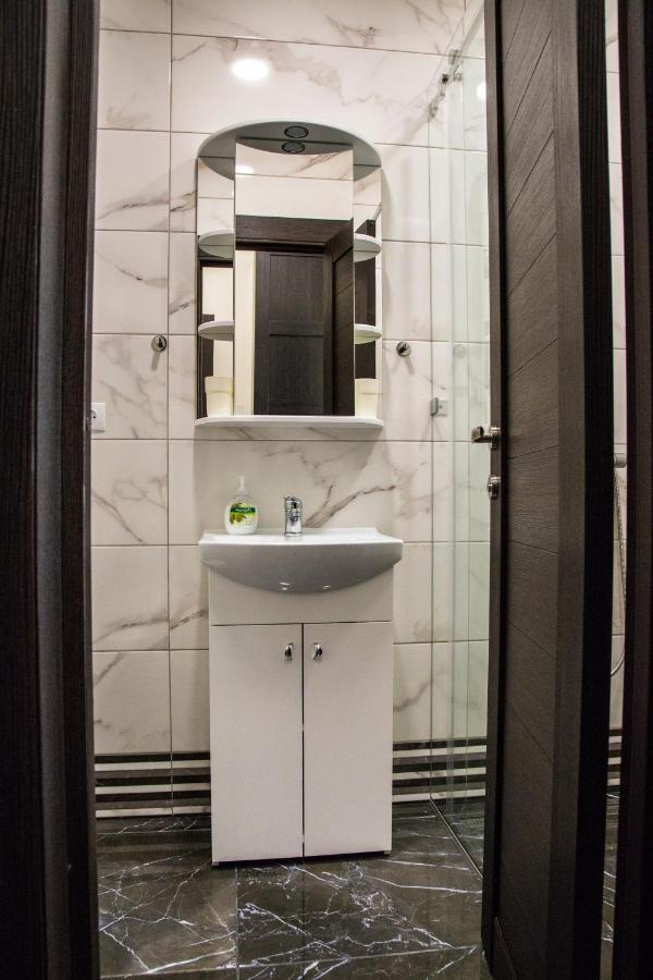 Hotel Akmenė Naujoji Akmene Buitenkant foto