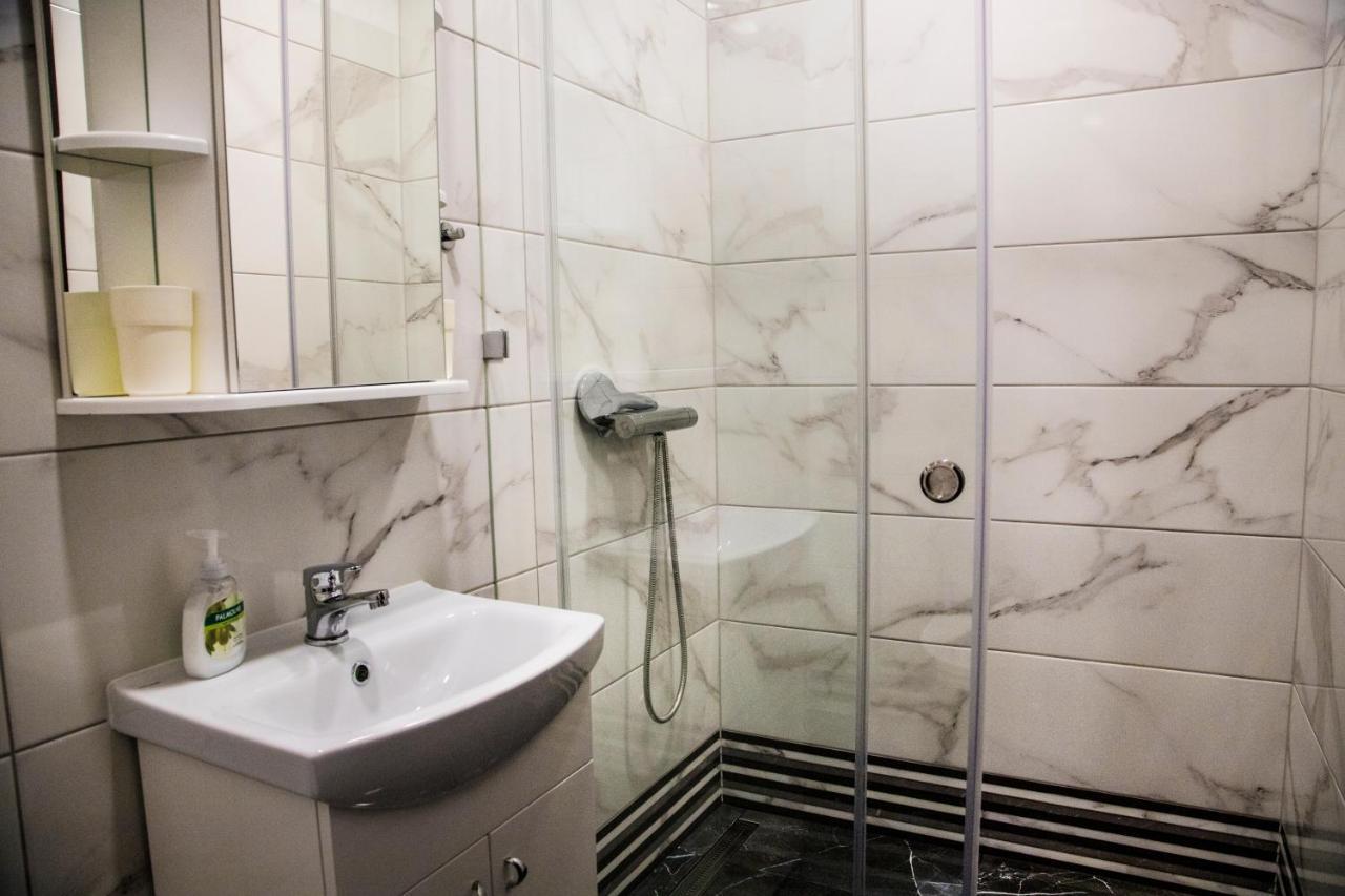 Hotel Akmenė Naujoji Akmene Buitenkant foto